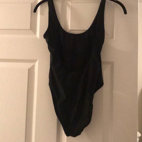 black one piece - Picture 2 of 2